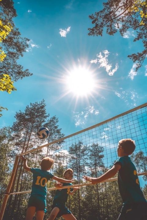 夏季养生攻略：最适合夏日的运动项目大盘点与技巧分享